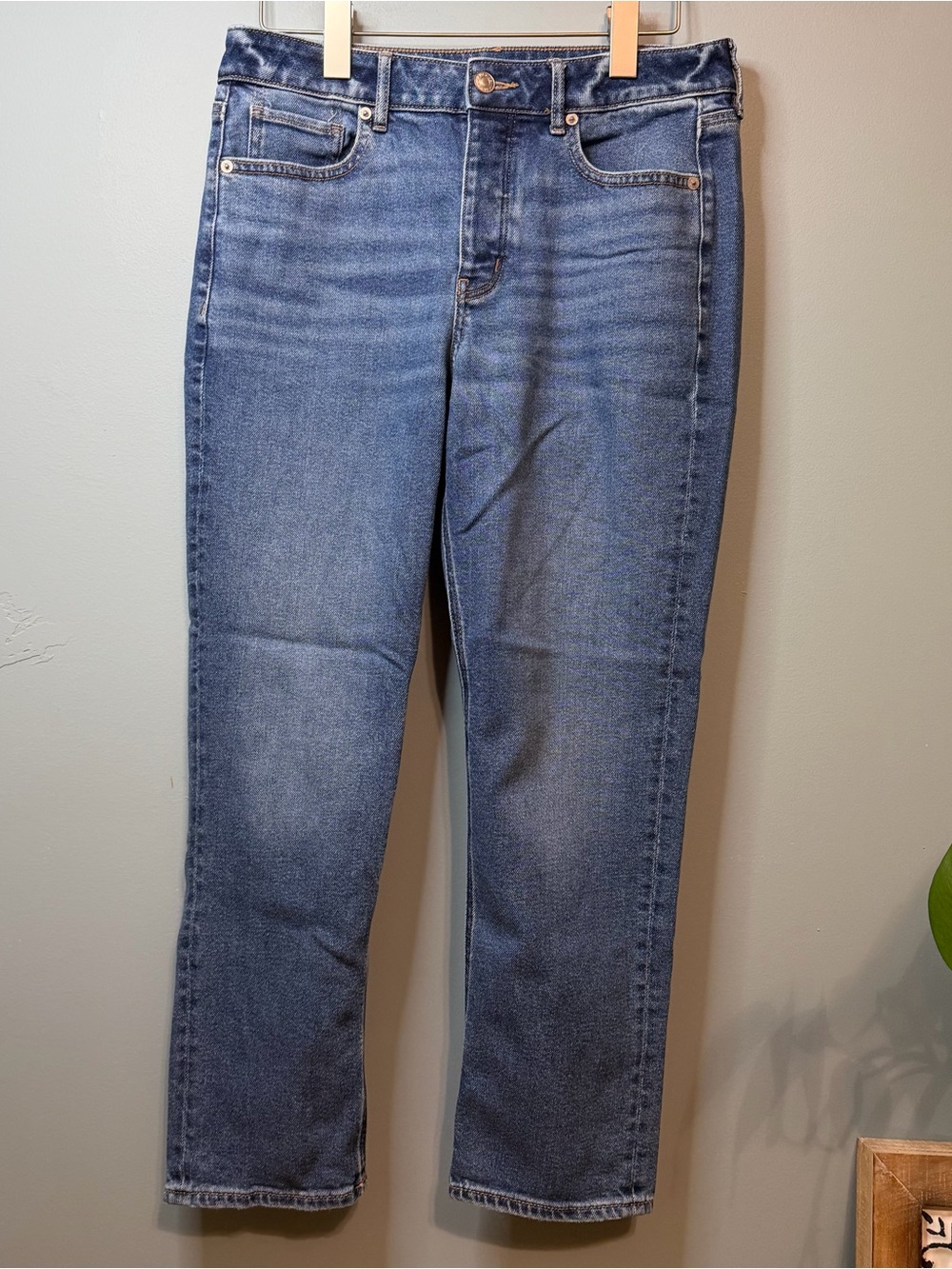 American Eagle Outfitters Tomgirl Stretch Blue Jeans Button Fly. Size 4 Short - Picture 2 of 14